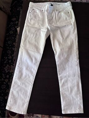 GAP White Girlfriend Jeans with Black Logo